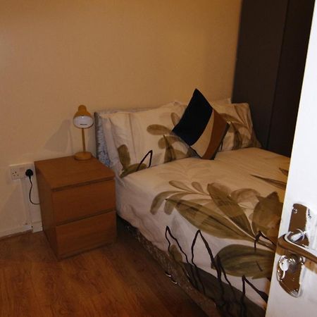 Entire Appartment Near Birmingham City מראה חיצוני תמונה