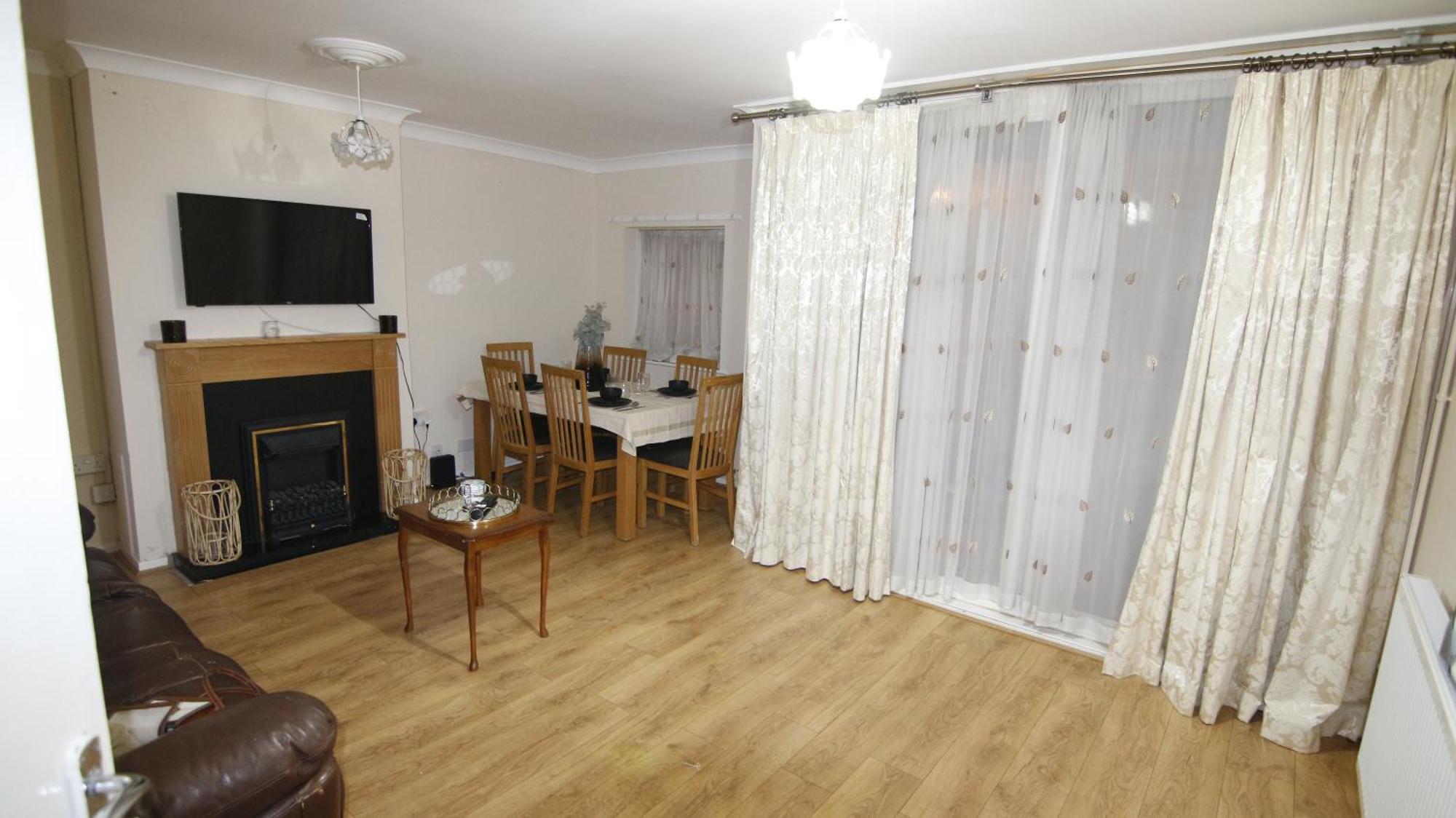 Entire Appartment Near Birmingham City מראה חיצוני תמונה
