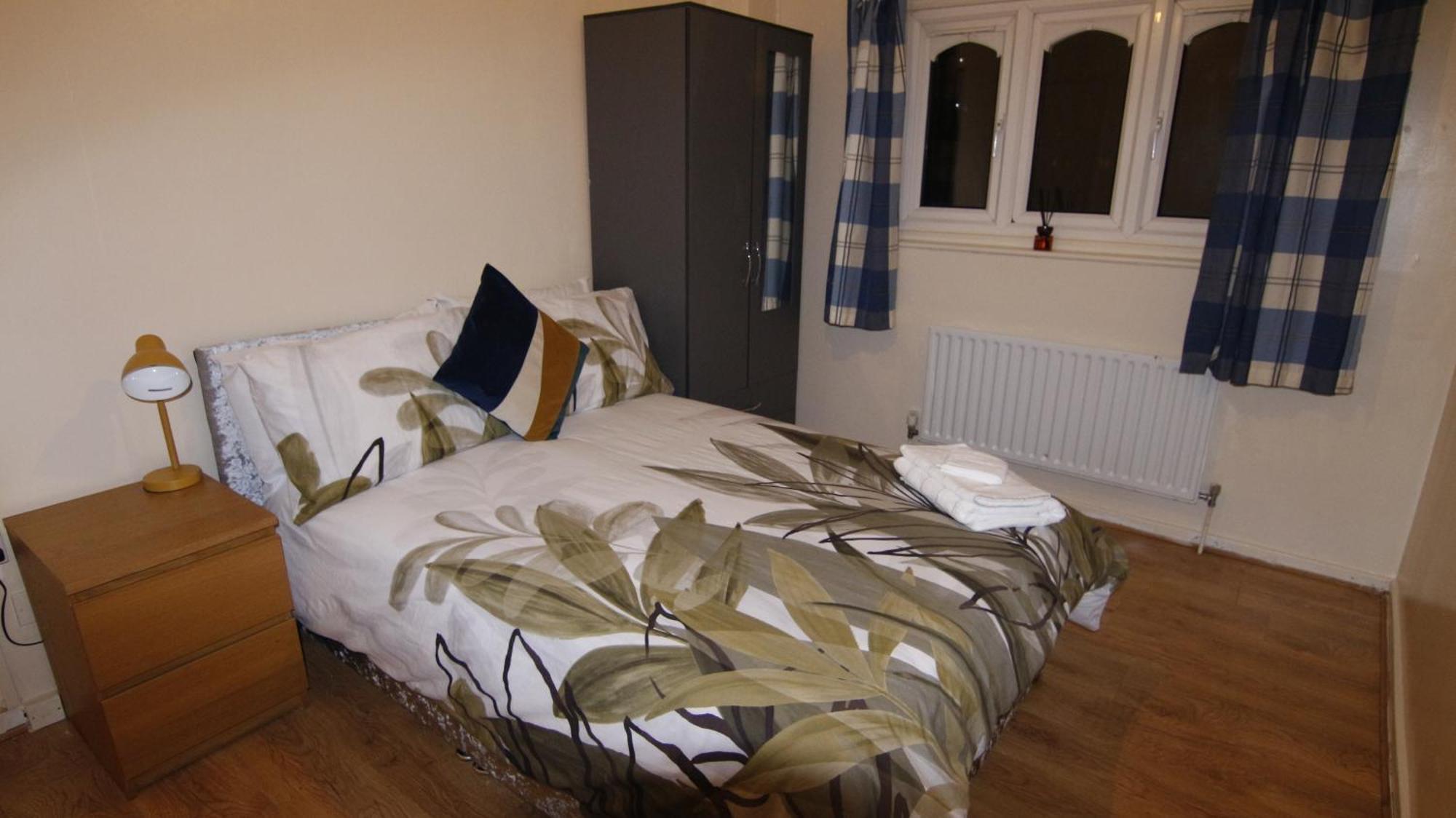 Entire Appartment Near Birmingham City מראה חיצוני תמונה